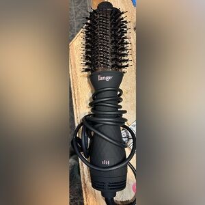 L'ange Black Hair Dryer Brush possibly the 60mm but I’m really unsure which size